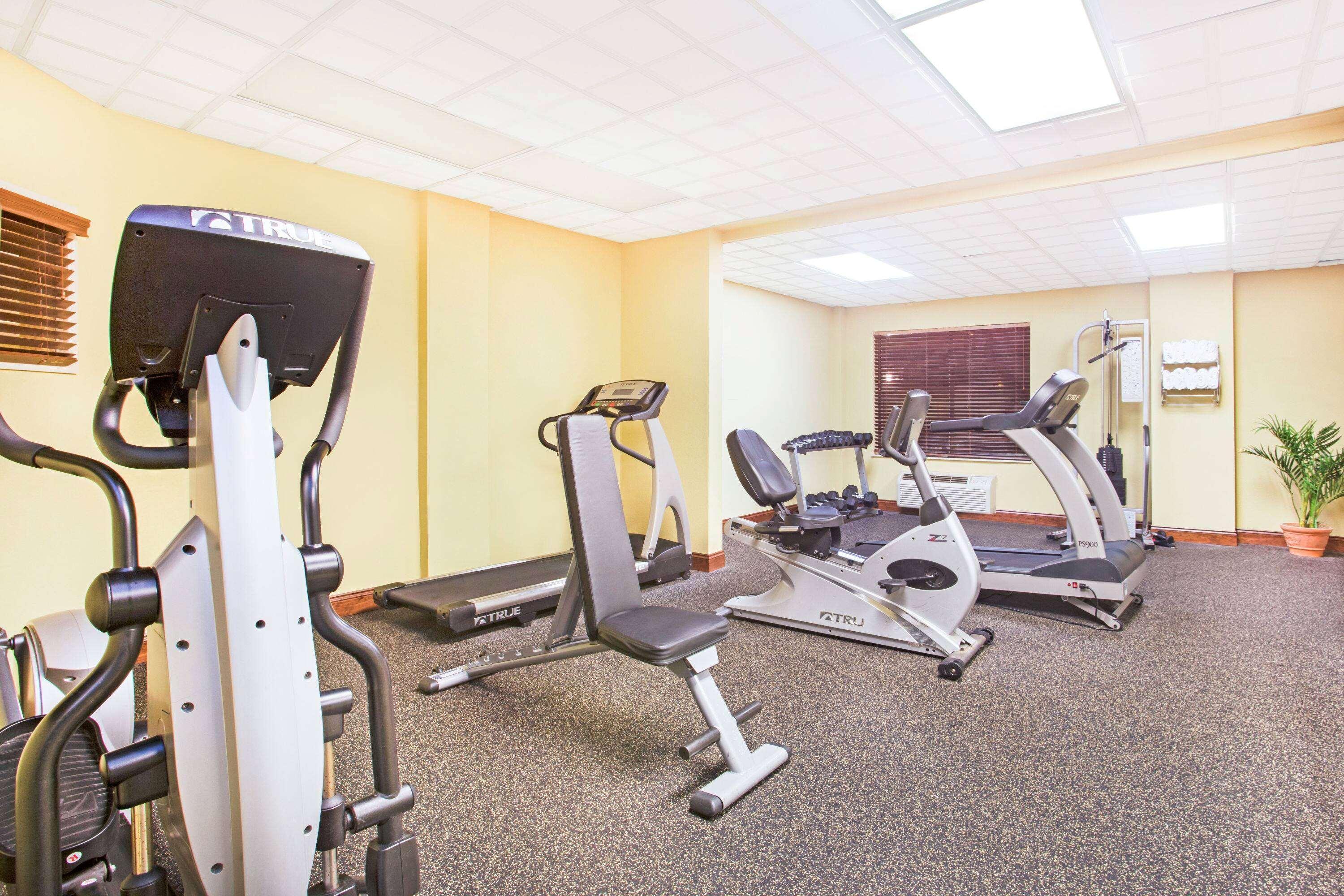 Holiday Inn Express & Suites - Mobile - I-65 By Ihg Exteriör bild