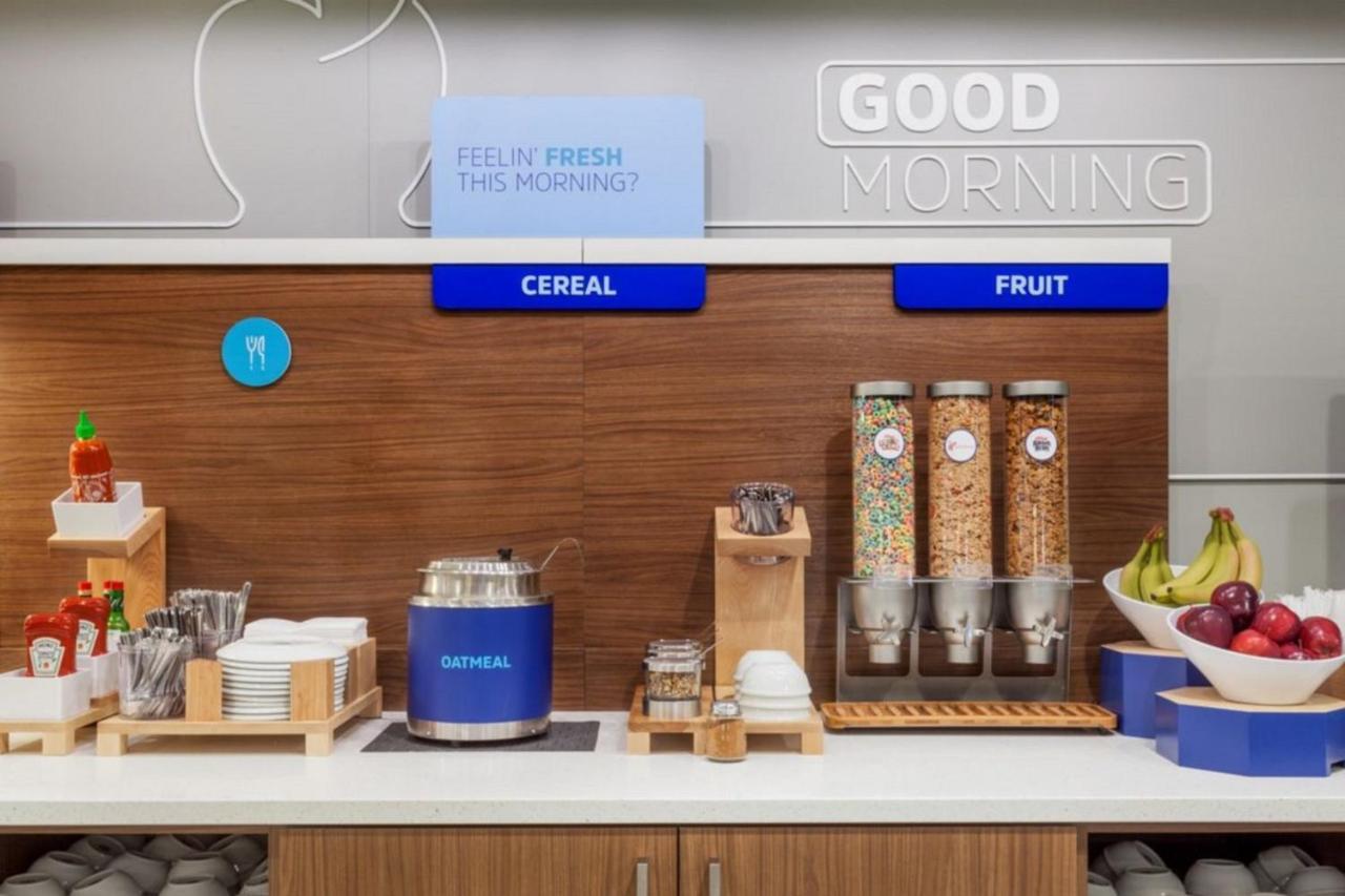 Holiday Inn Express & Suites - Mobile - I-65 By Ihg Exteriör bild
